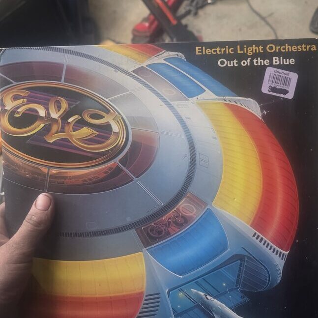 Electric Light Orchestra — Out Of The Blue cover