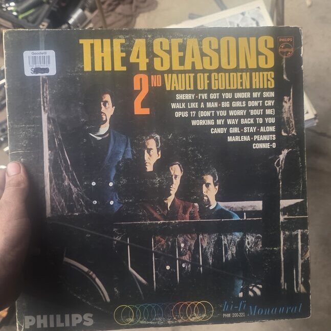 The 4 Seasons* — The 4 Seasons' 2nd Vault Of Golden Hits cover